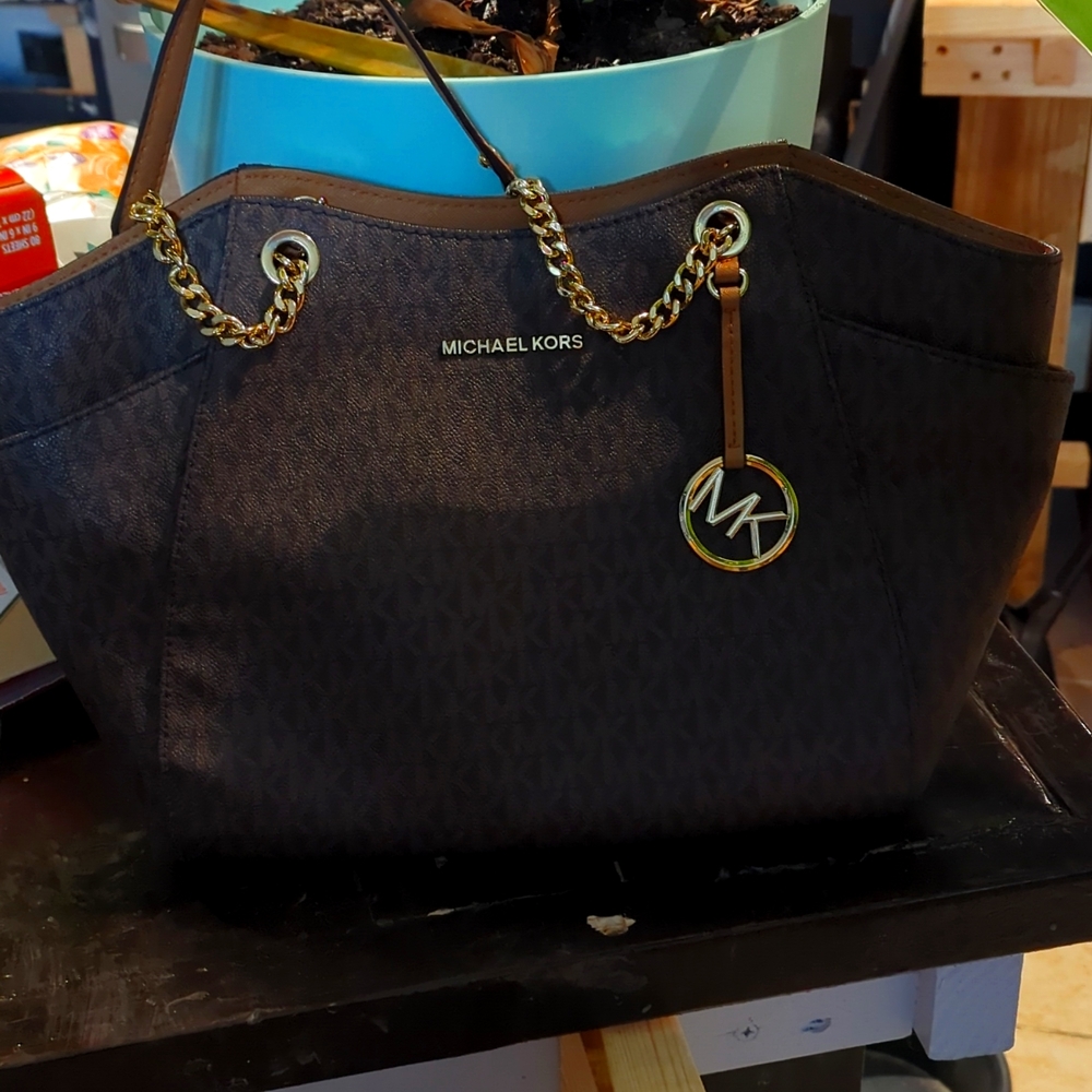 Leather Michael Kors Shoulder Bag
